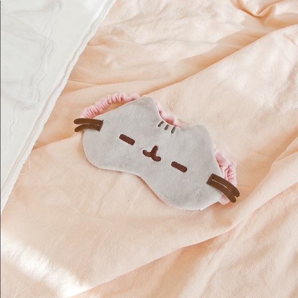 pusheen cat face